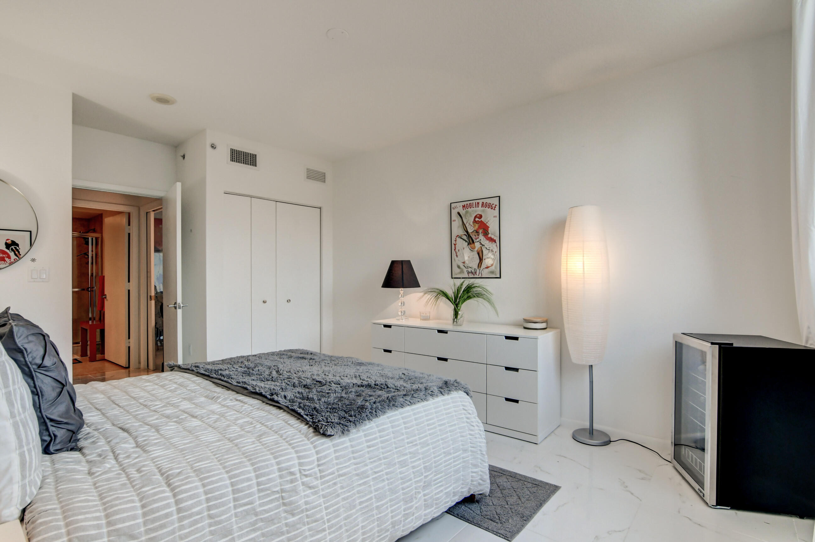 1551 N Flagler Drive Unit: 1216