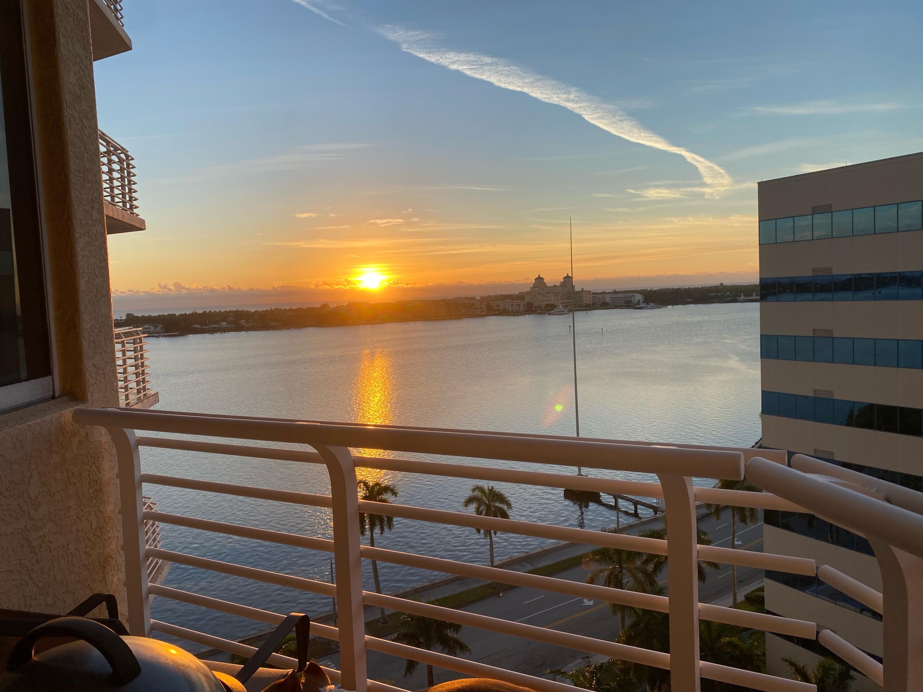 1551 N Flagler Drive Unit: 1216