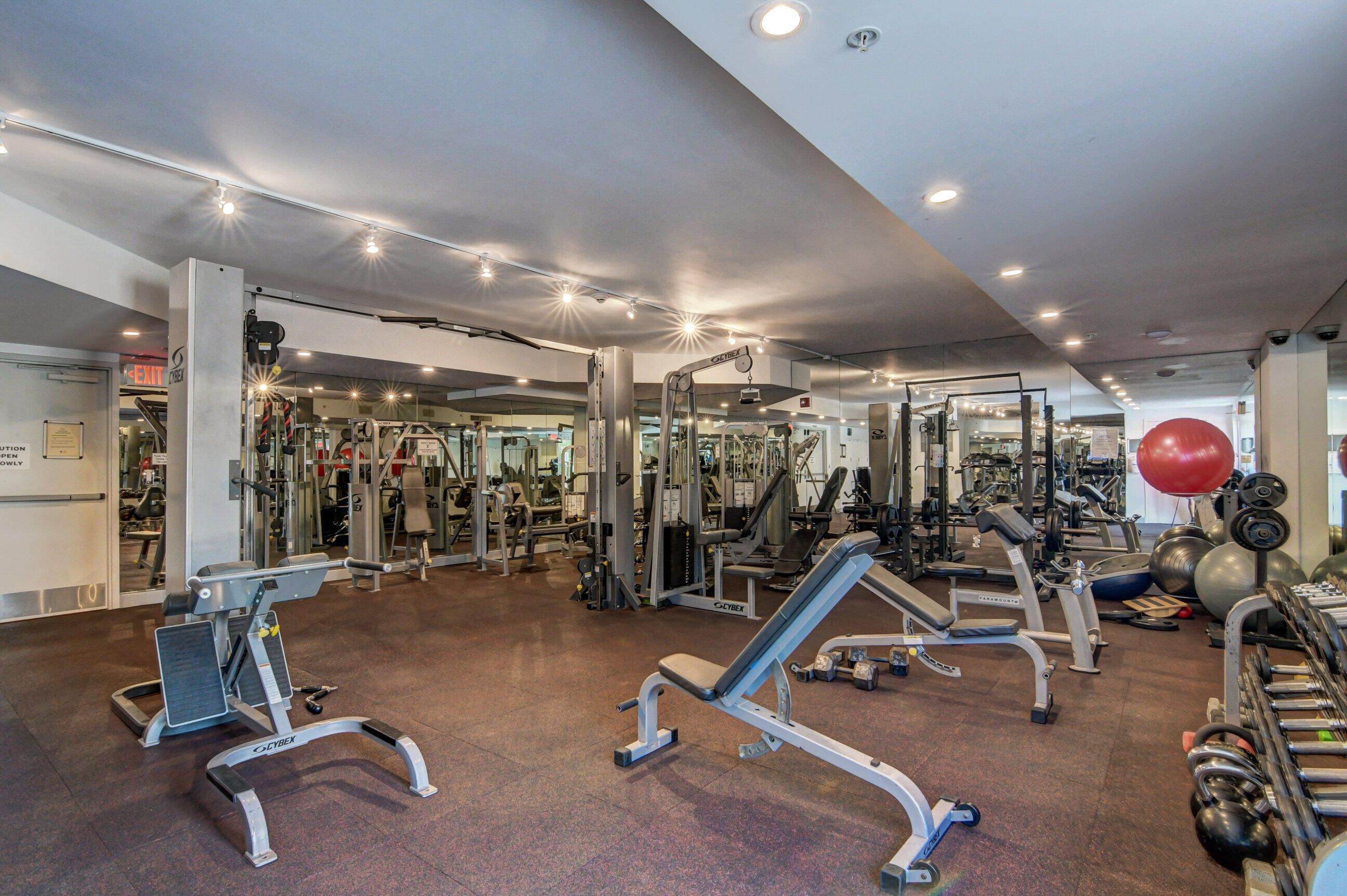1551 N Flagler Drive Unit: 1216