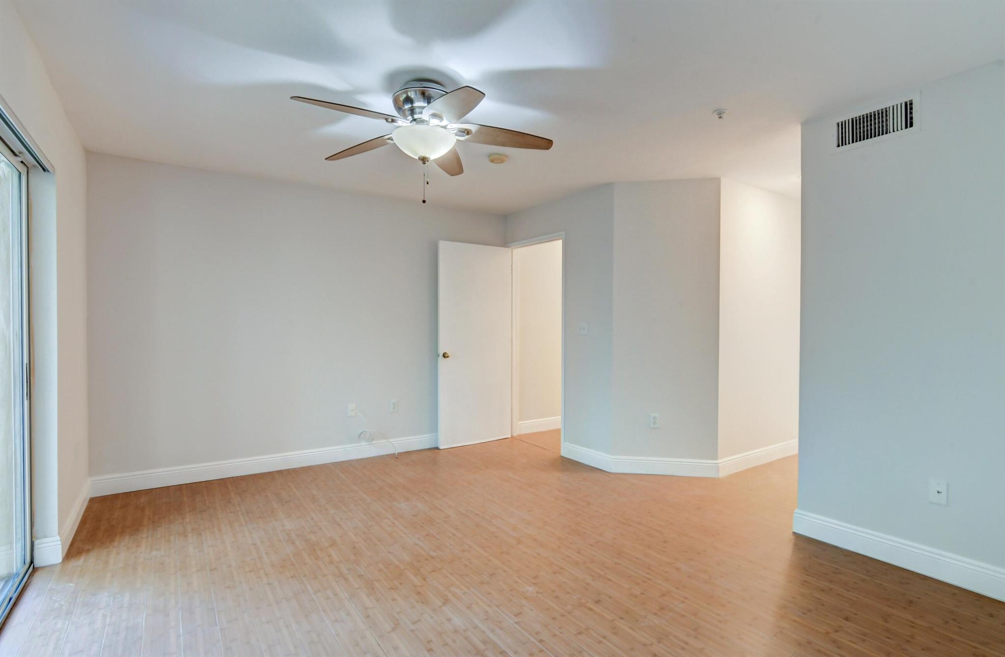 1100 Scotia Drive Unit: 106