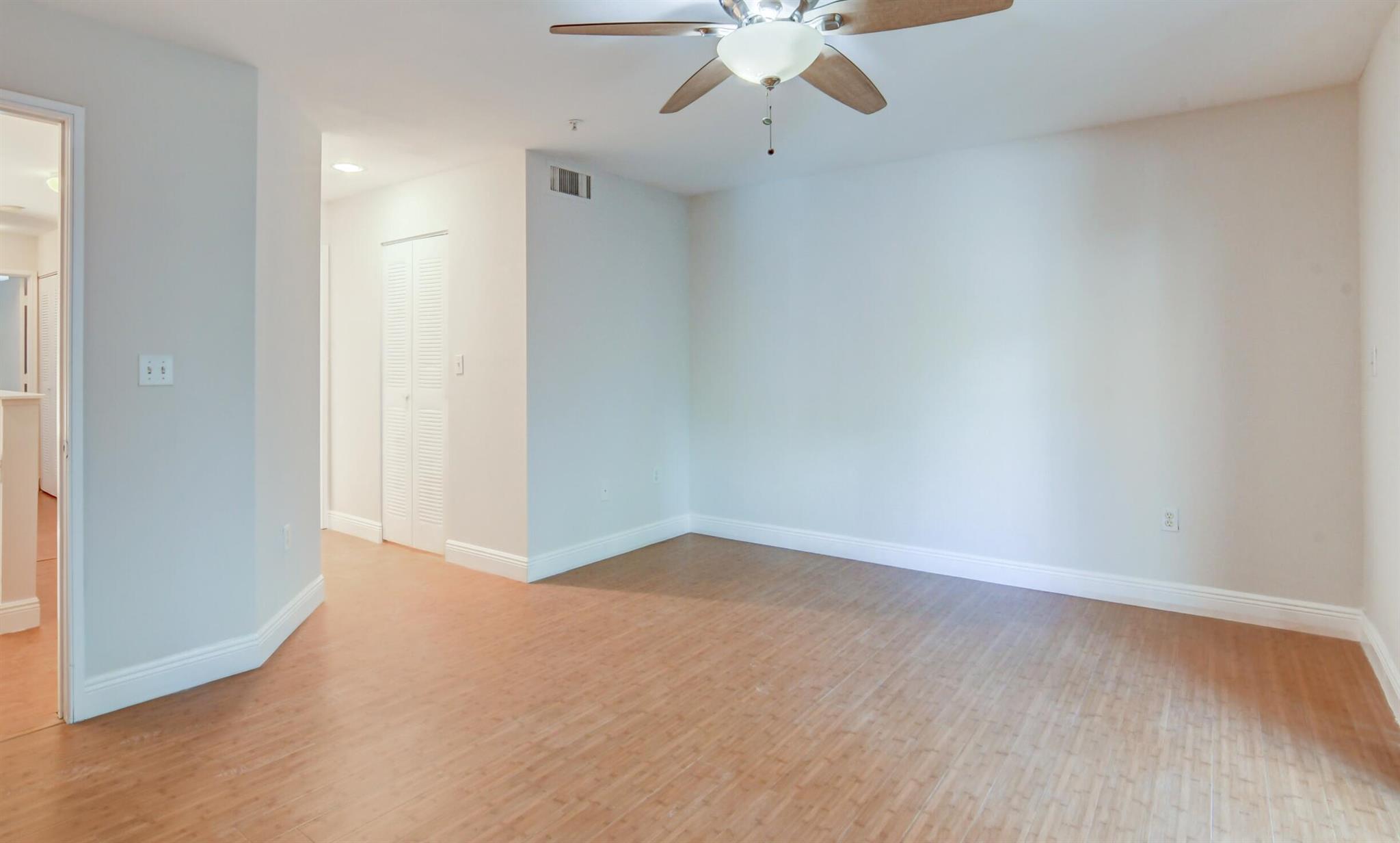 1100 Scotia Drive Unit: 106