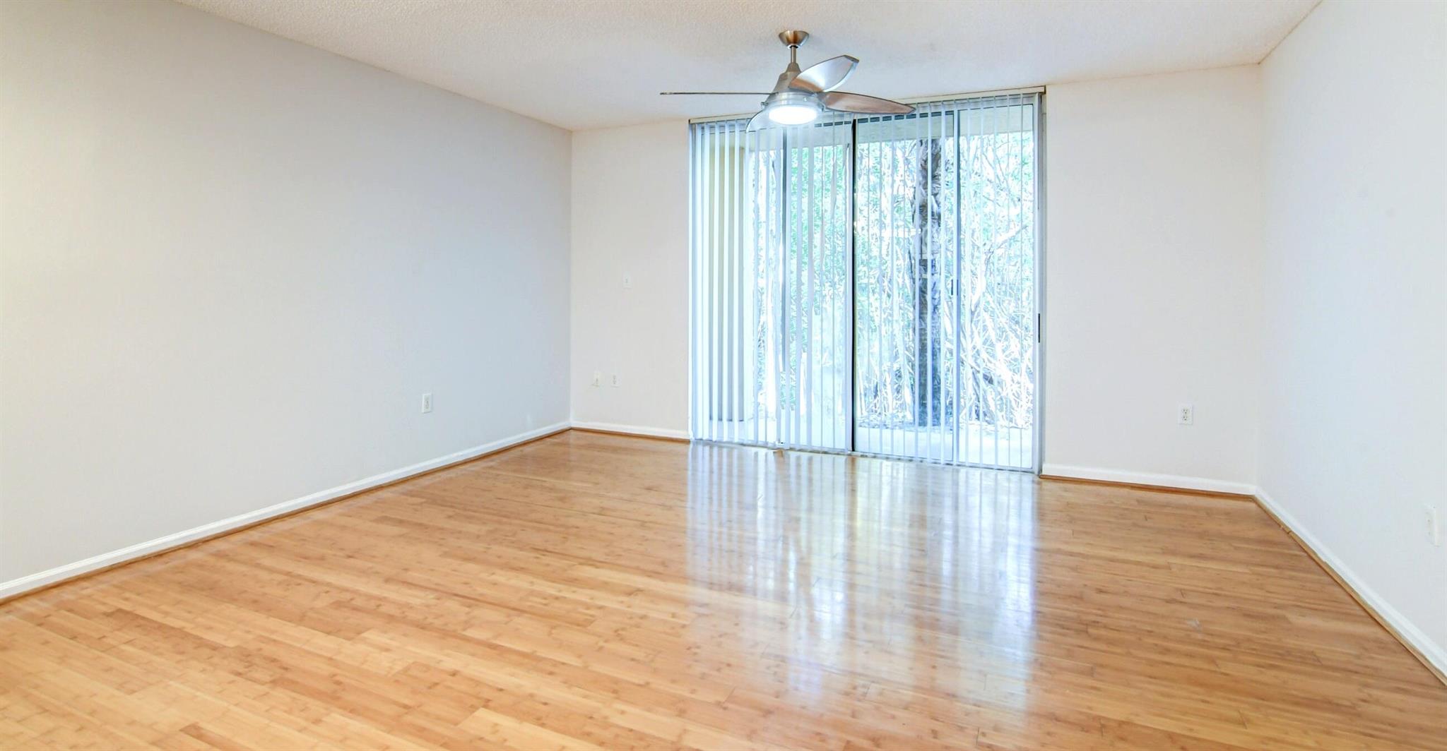 1100 Scotia Drive Unit: 106