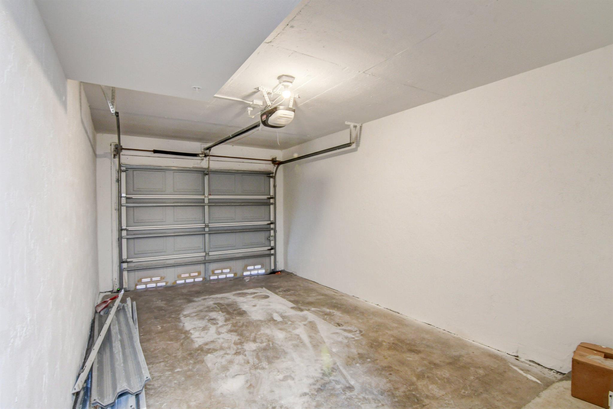 1100 Scotia Drive Unit: 106