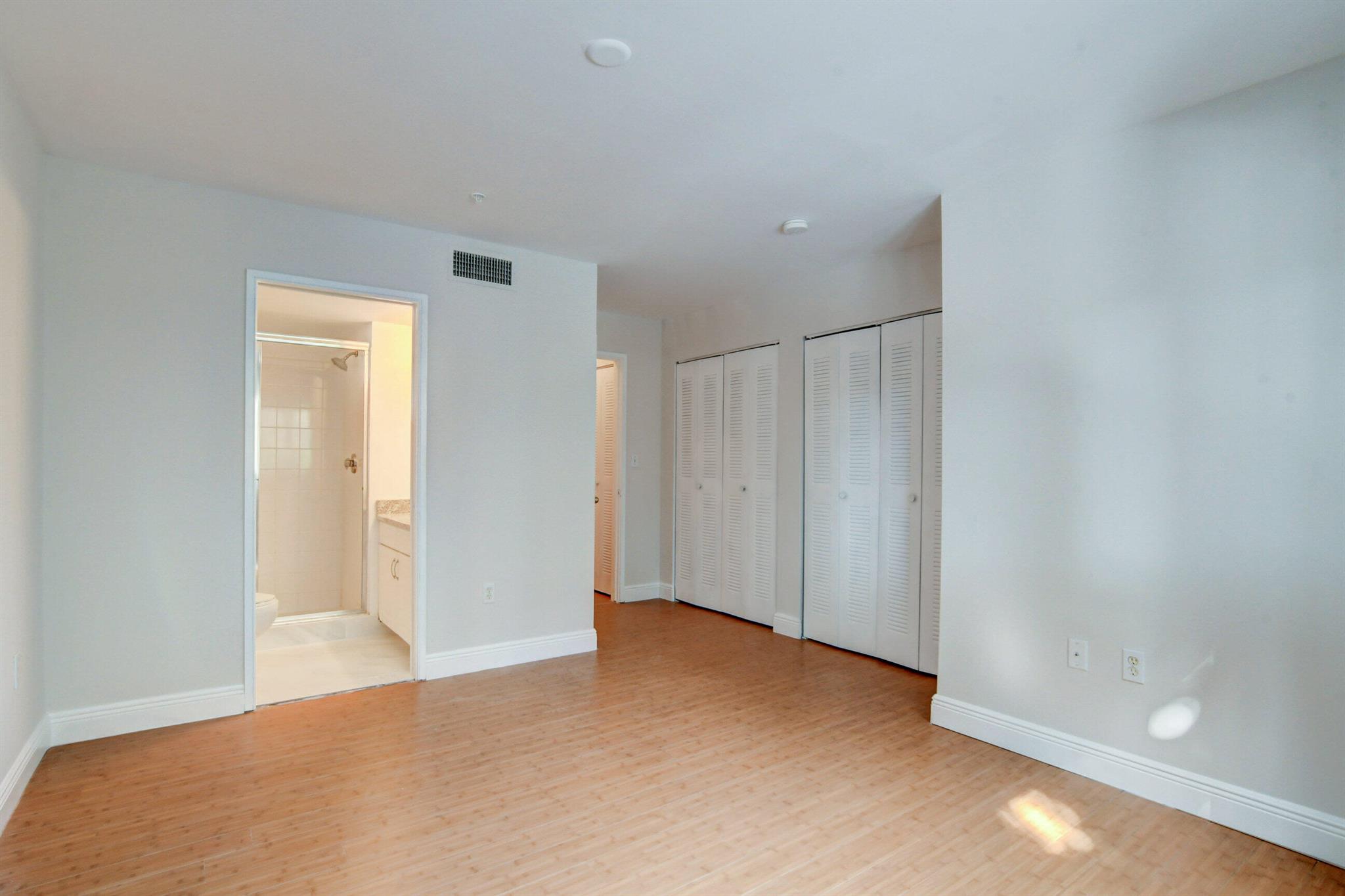 1100 Scotia Drive Unit: 106