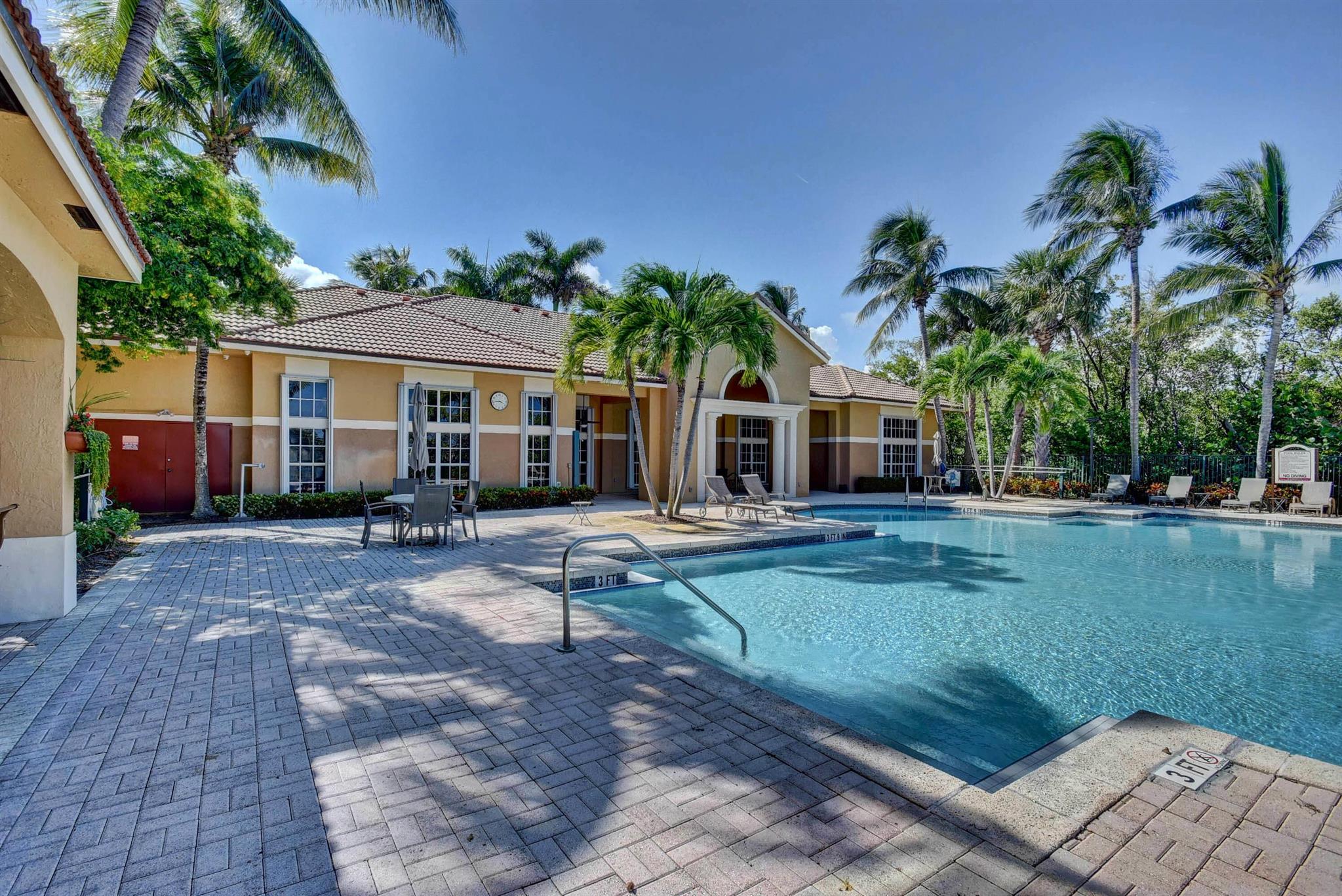 1100 Scotia Drive Unit: 106