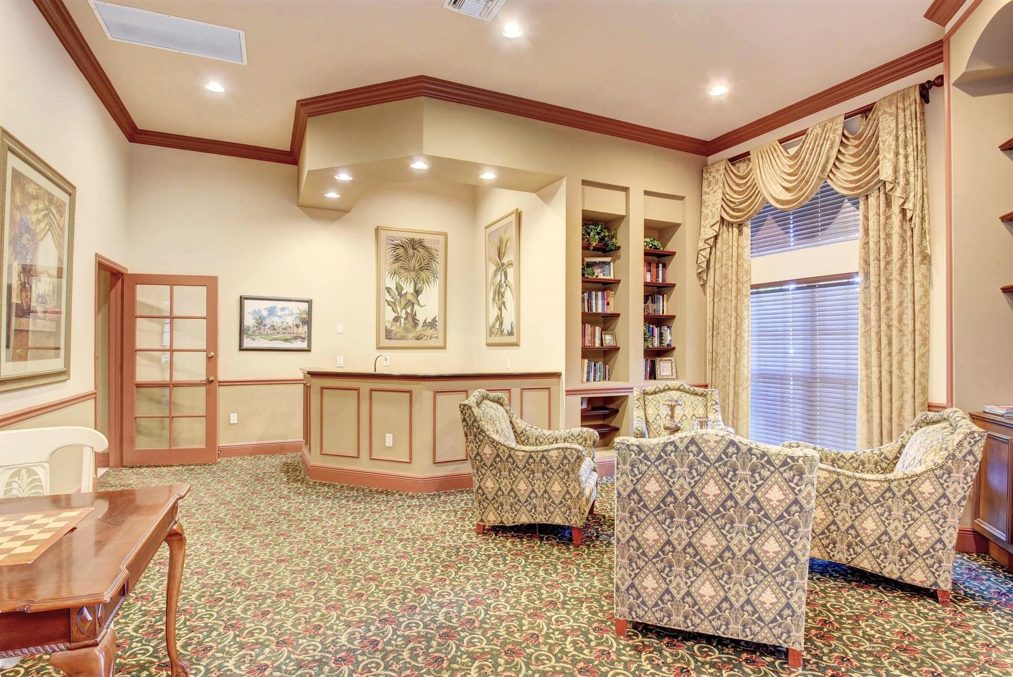 1100 Scotia Drive Unit: 106