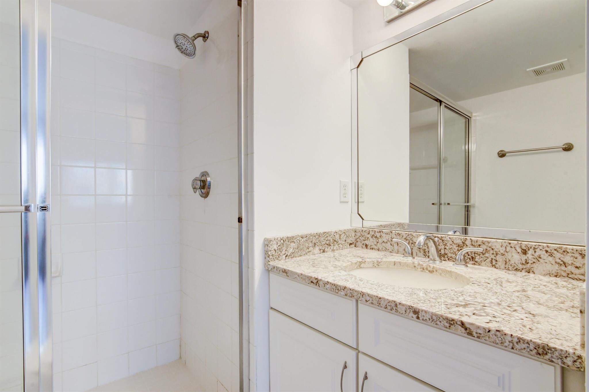 1100 Scotia Drive Unit: 106