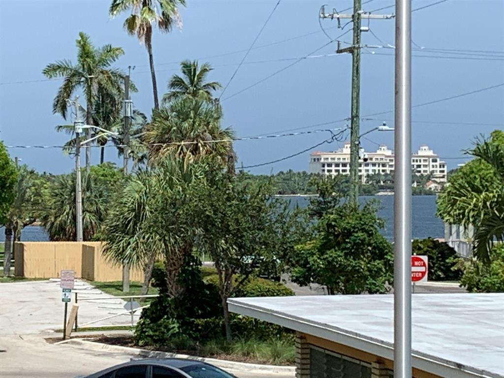 31 S Golfview Road Unit: 11
