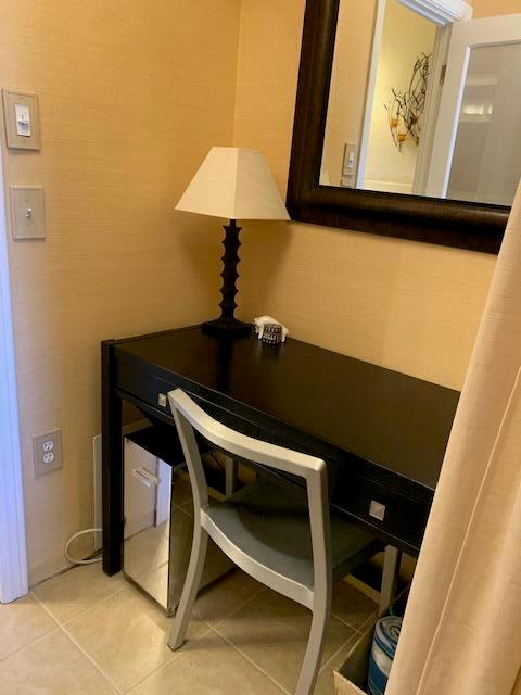 31 S Golfview Road Unit: 11