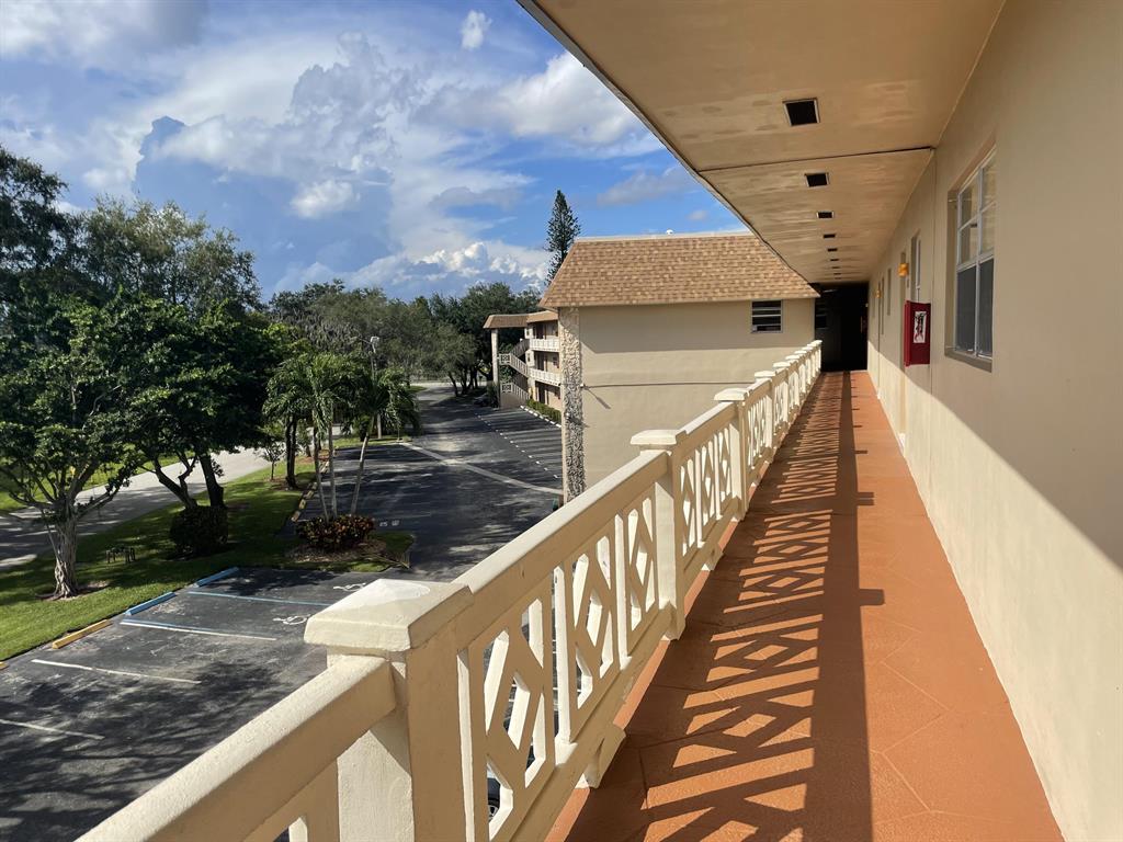 3506 NW 49th Avenue Unit: 612