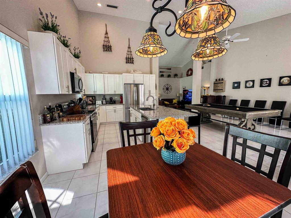 8227 Horseshoe Bay Road