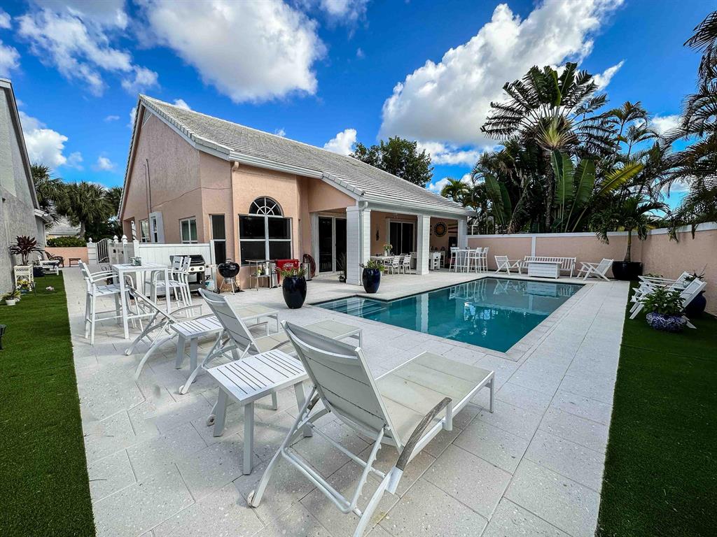 8227 Horseshoe Bay Road