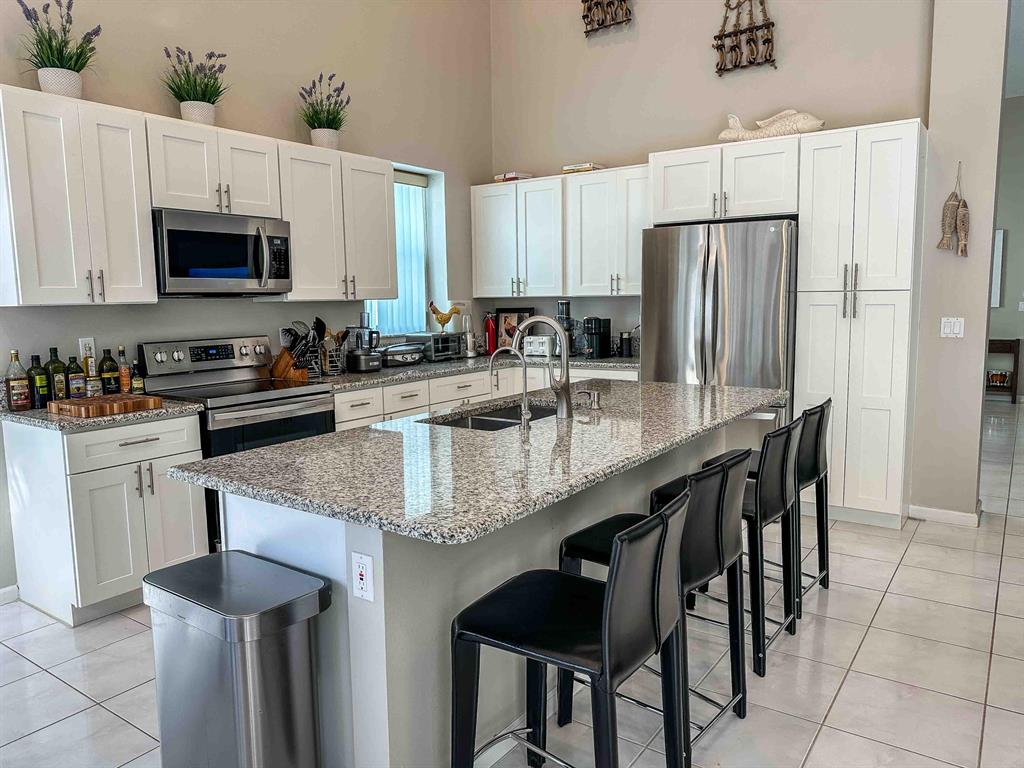 8227 Horseshoe Bay Road