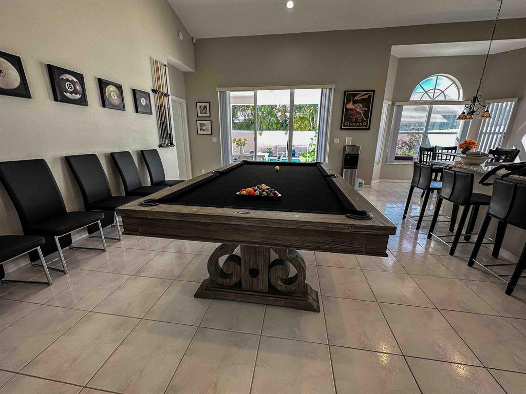 8227 Horseshoe Bay Road