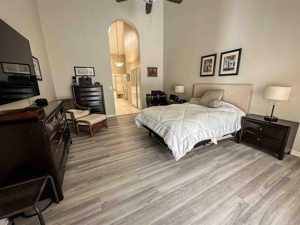 8227 Horseshoe Bay Road