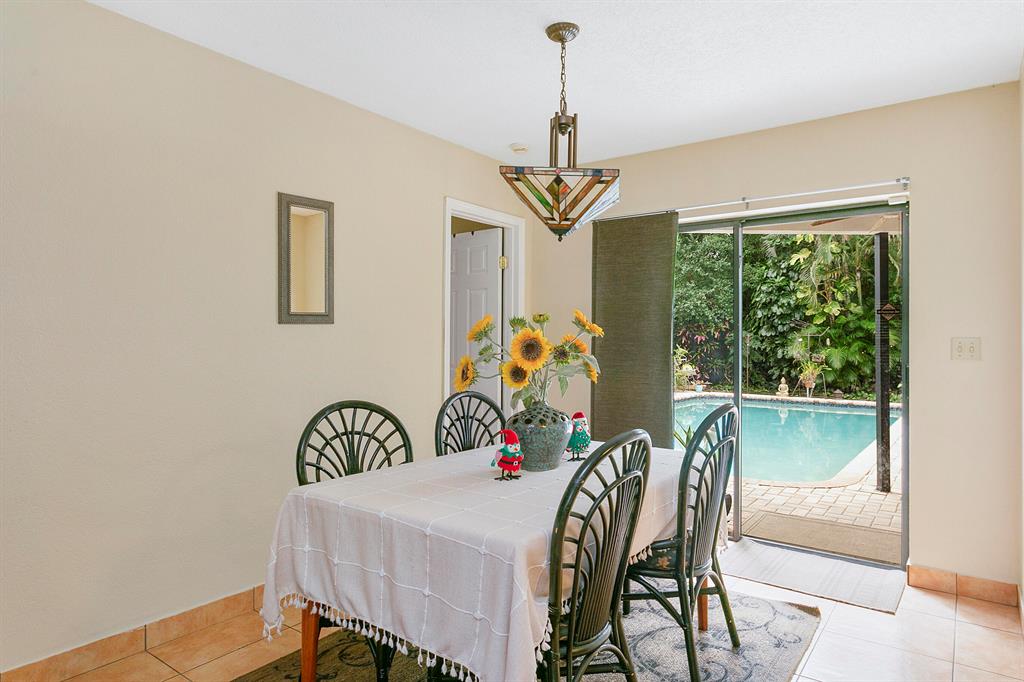 784 NW 7th Street