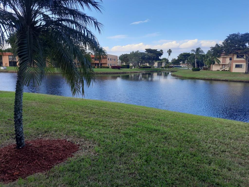 15451 Pembridge 219 Drive Unit: 219
