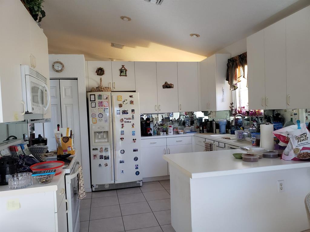 10455 S Utopia Circle