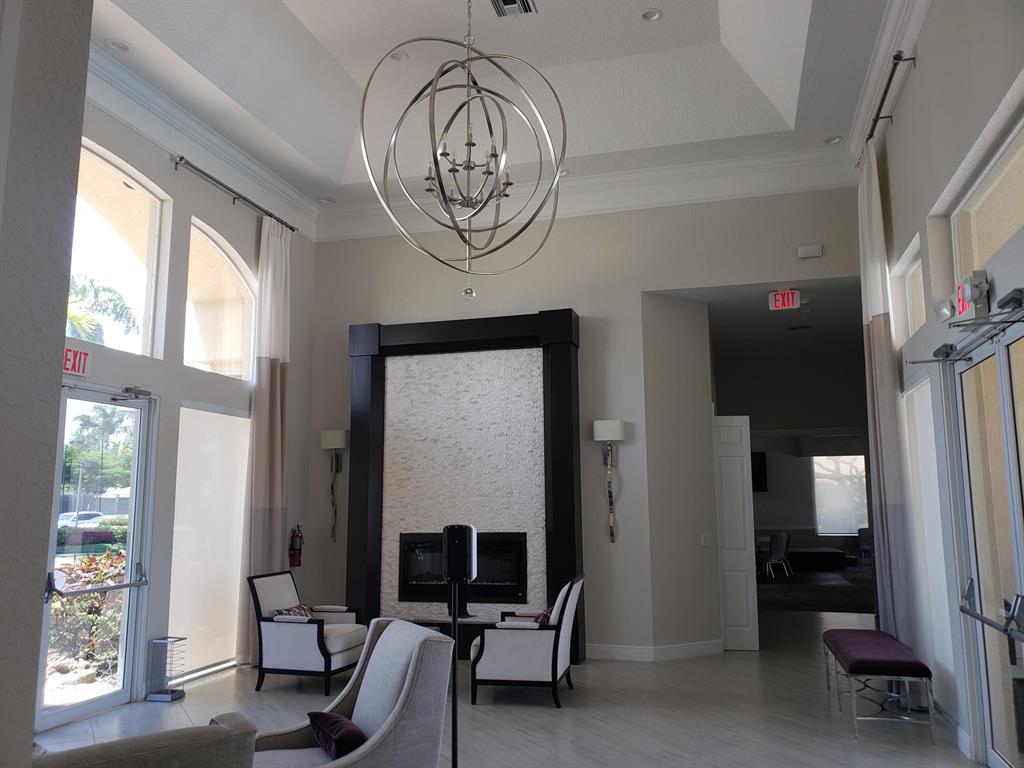 10455 S Utopia Circle