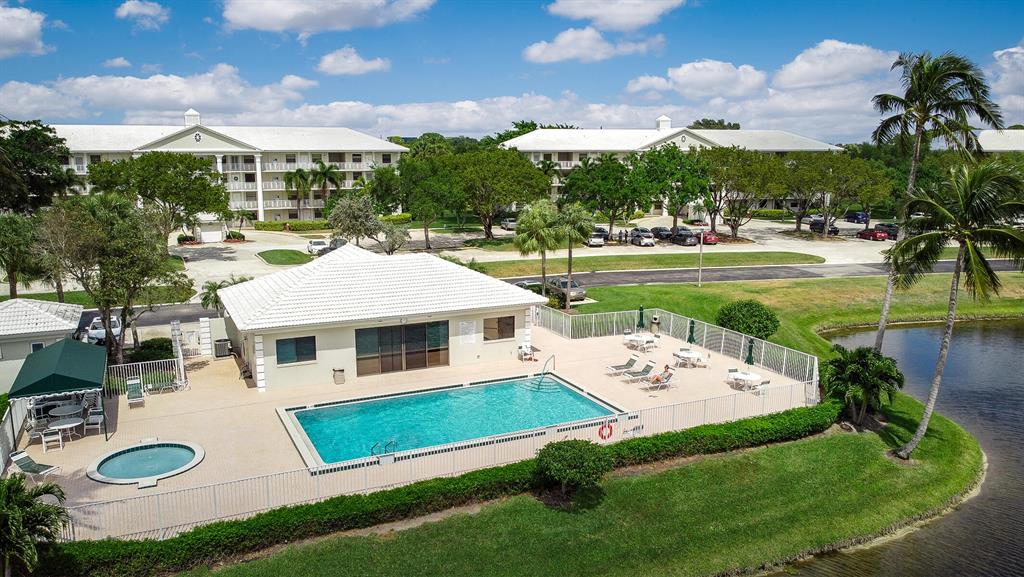 6037 Balboa Circle Unit: 105