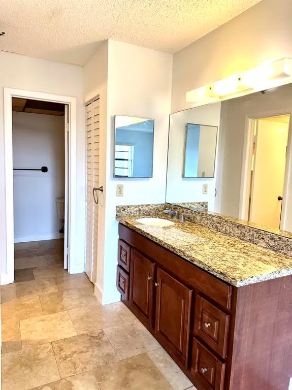 9235 SW 8th Street Unit: 512