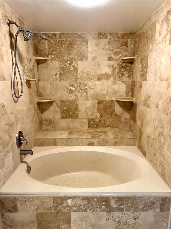 9235 SW 8th Street Unit: 512
