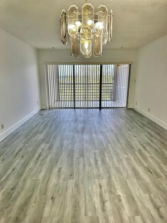 9235 SW 8th Street Unit: 512