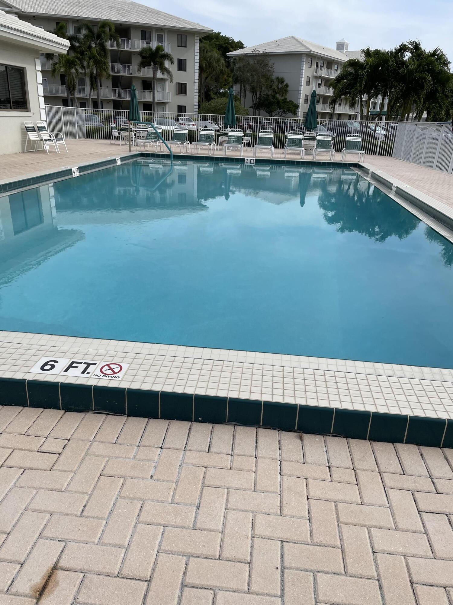 6121 Balboa Circle Unit: 406