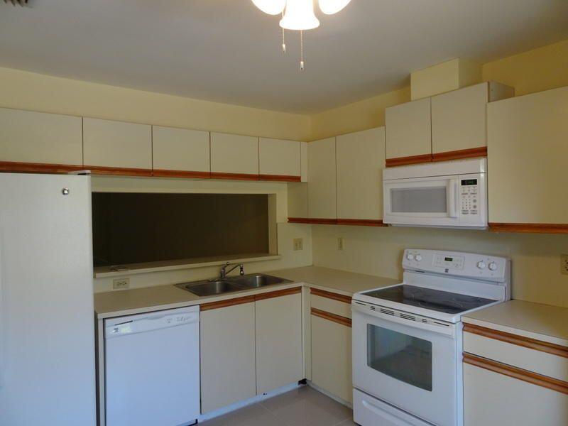 7470 Champagne Place