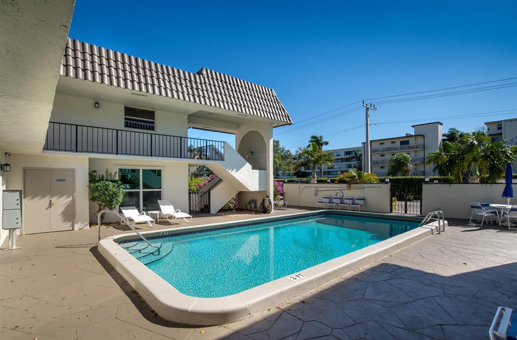 55 SE 14th Street Unit: 114