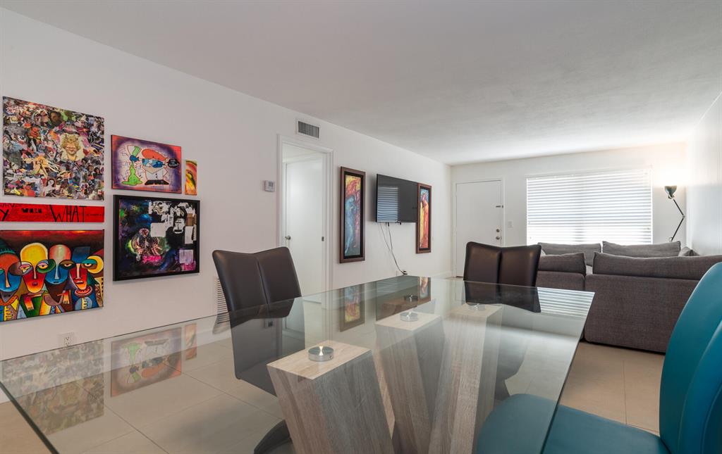 55 SE 14th Street Unit: 114