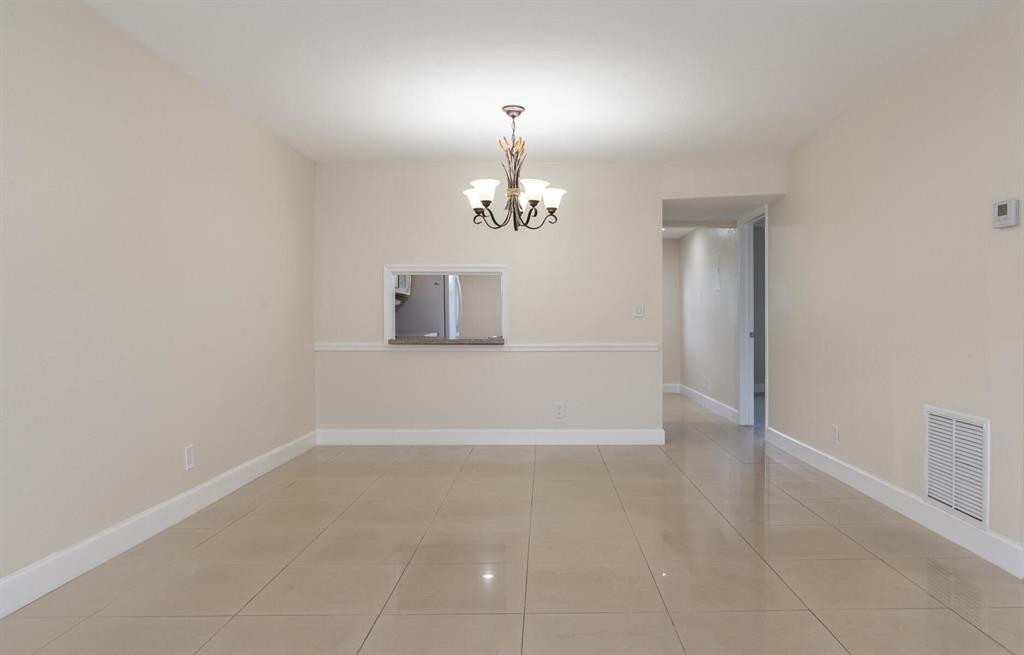 55 SE 14th Street Unit: 114