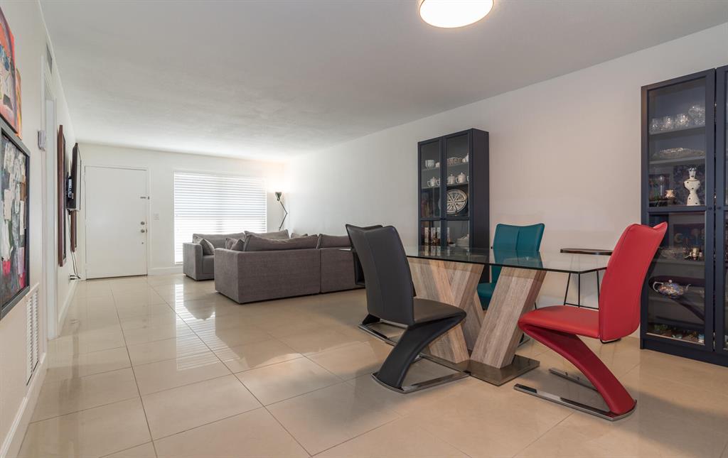 55 SE 14th Street Unit: 114