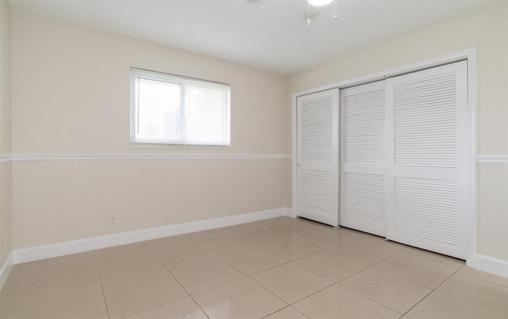 55 SE 14th Street Unit: 114