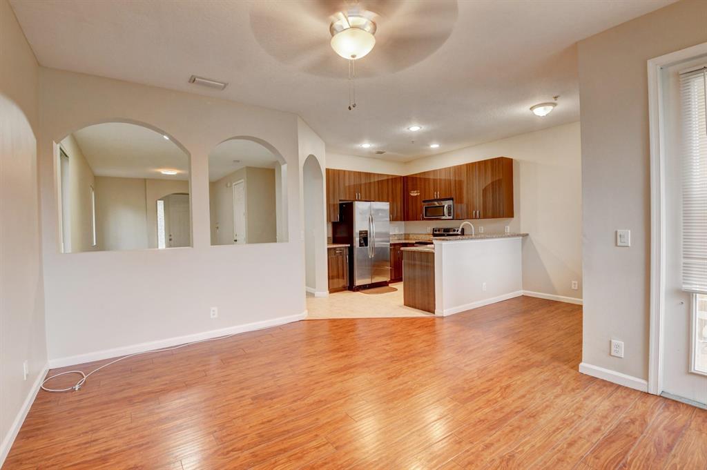 4395 Coventry Pointe Way