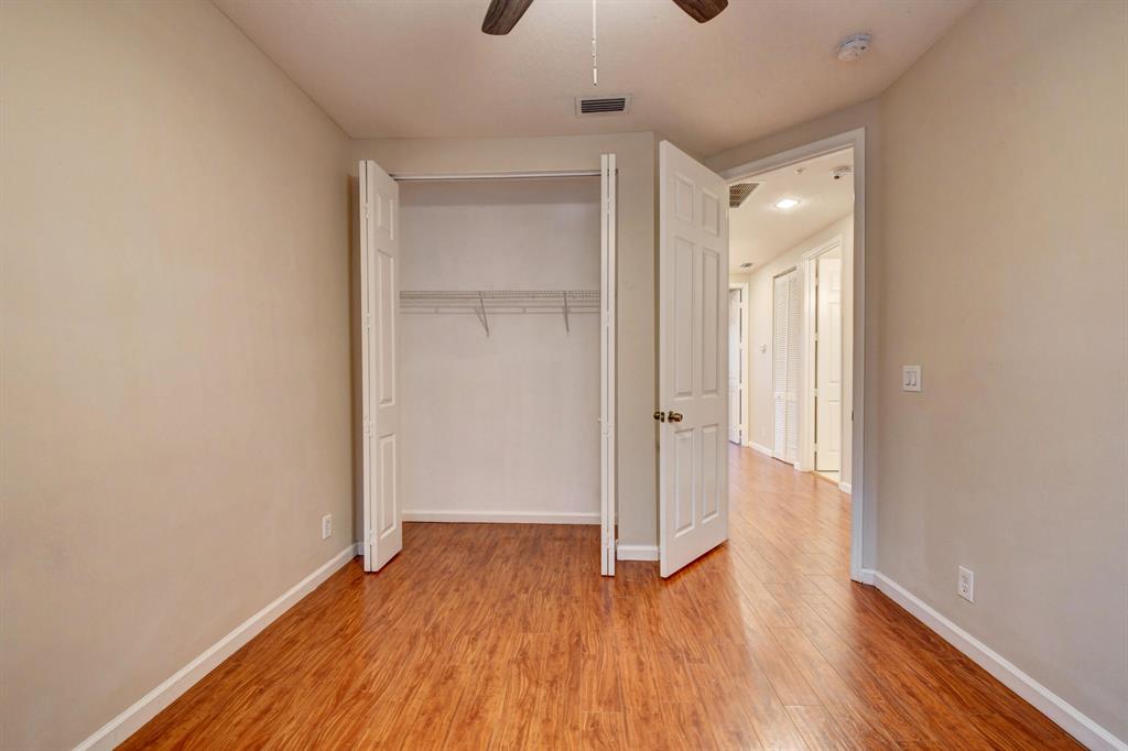 4395 Coventry Pointe Way