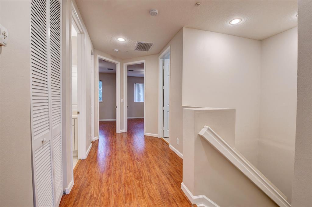 4395 Coventry Pointe Way