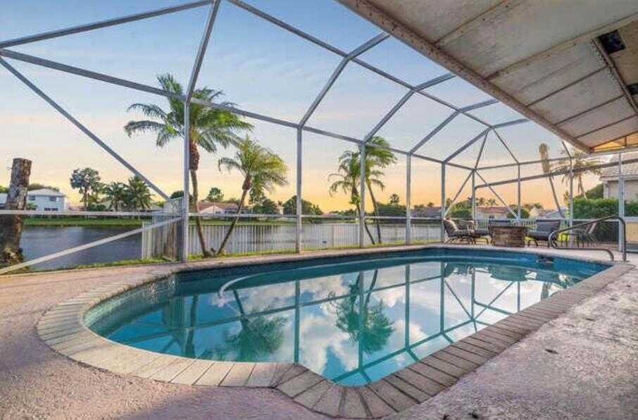 9416 Lake Serena Drive