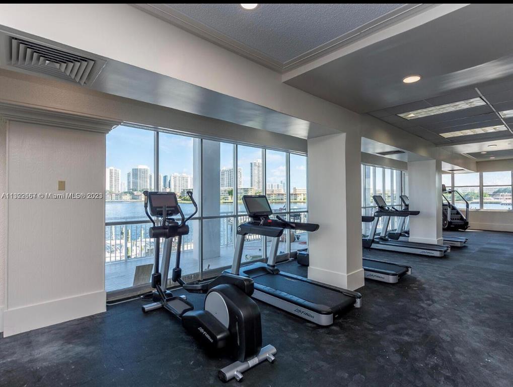 18051 Biscayne Boulevard Unit: 1901