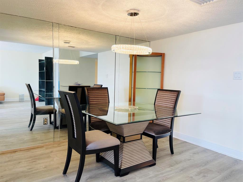 18051 Biscayne Boulevard Unit: 1901
