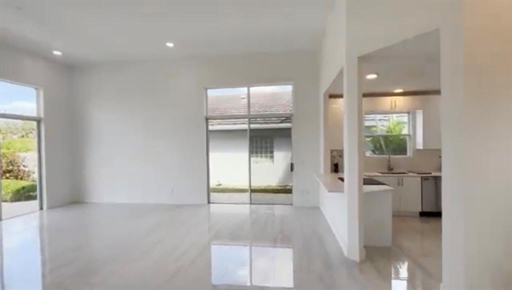 23321 Butterfly Palm Court