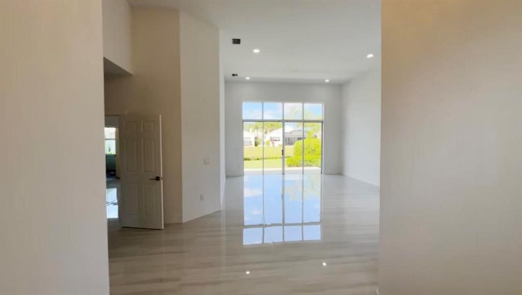 23321 Butterfly Palm Court