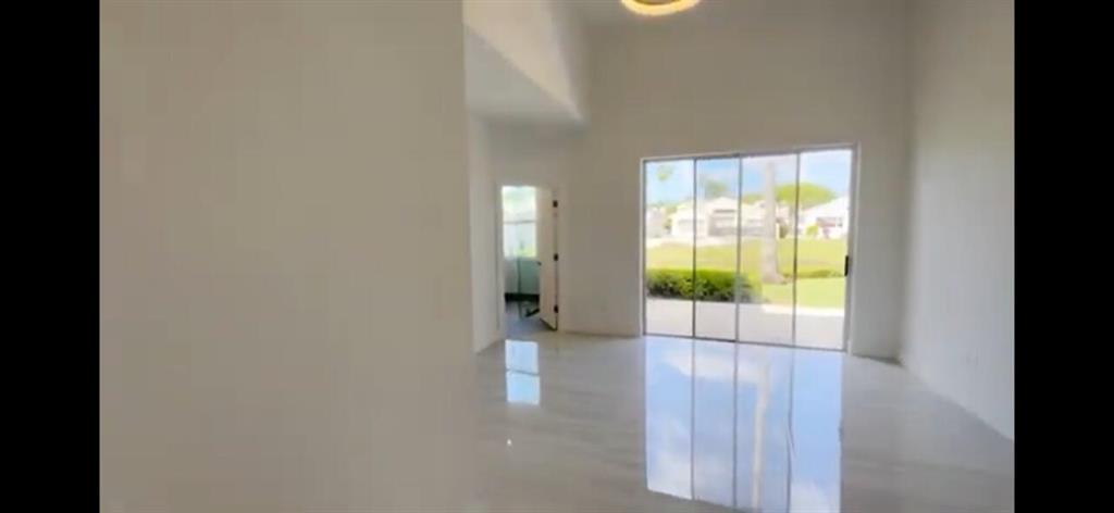 23321 Butterfly Palm Court