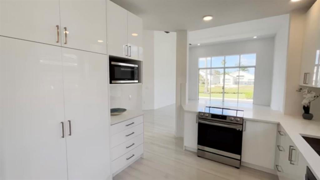 23321 Butterfly Palm Court