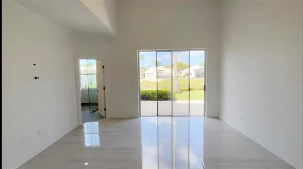 23321 Butterfly Palm Court