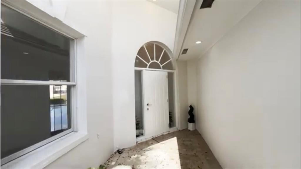 23321 Butterfly Palm Court