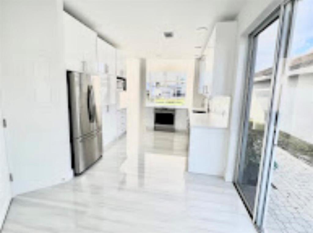 23321 Butterfly Palm Court