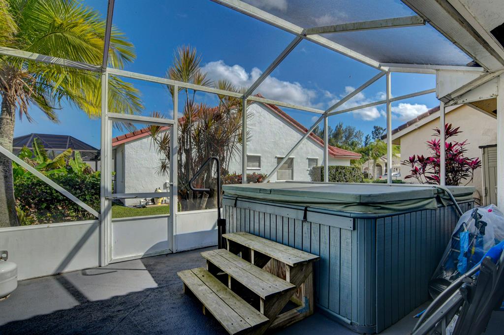 5629 Aspen Ridge Circle