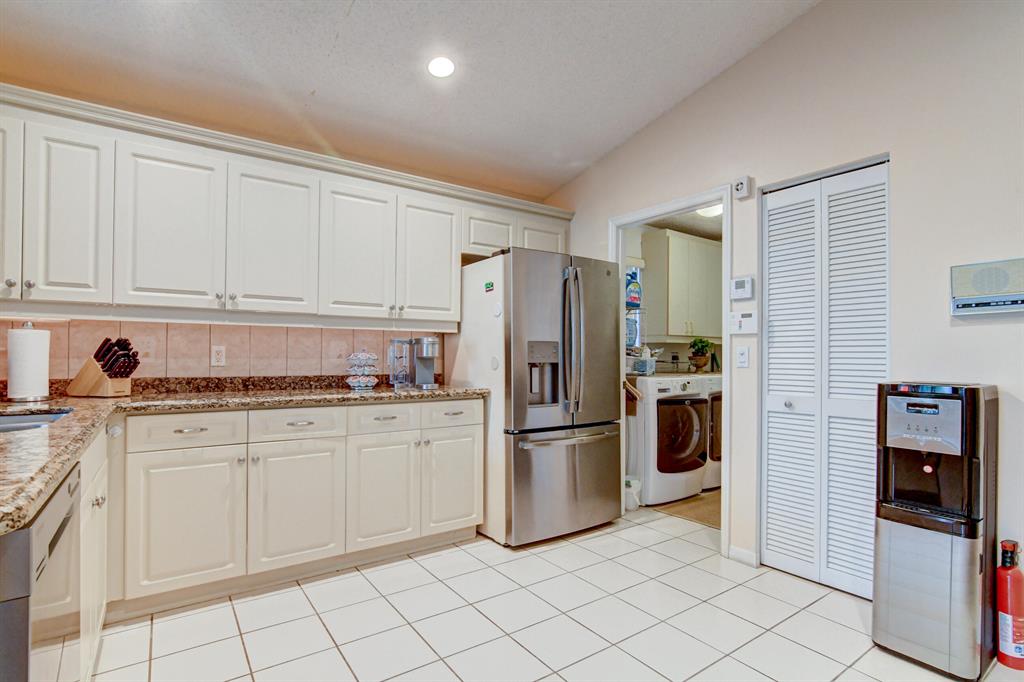 5629 Aspen Ridge Circle