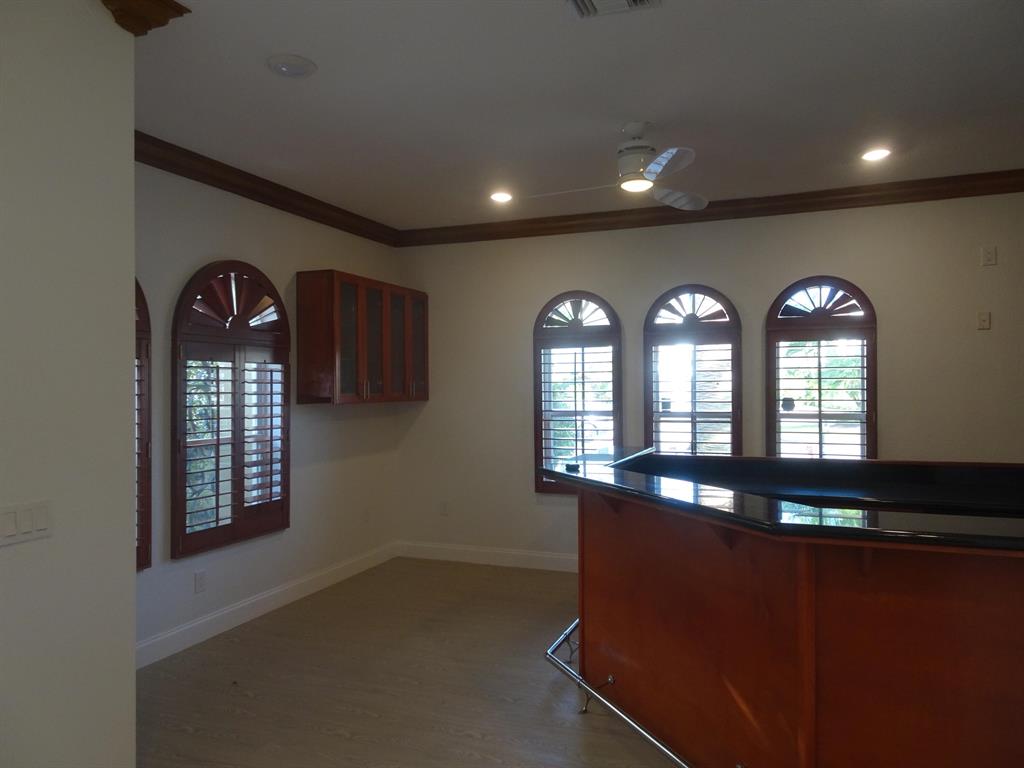 21181 La Vista Circle
